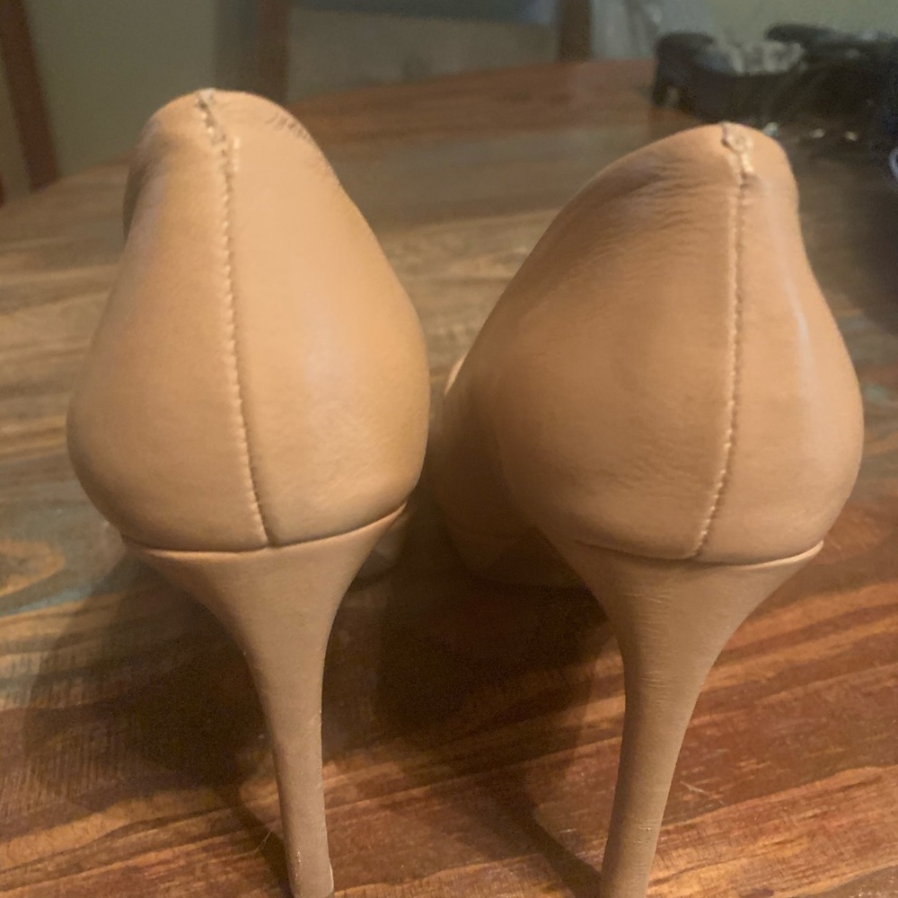 Gianni Bini pumps, size 6.5 - Picture 3 of 4
